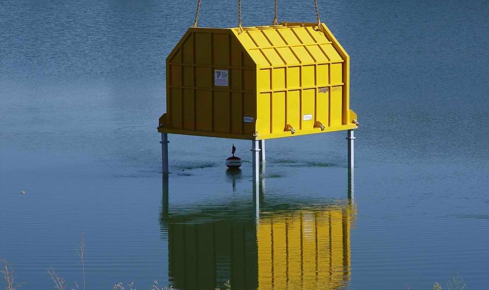 Live Underwater with an Algal Oxygen Bar - Project BioSUB